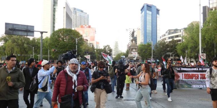 Marcha pro-Palestina en la CDMX, exigen un alto al fuego en Gaza