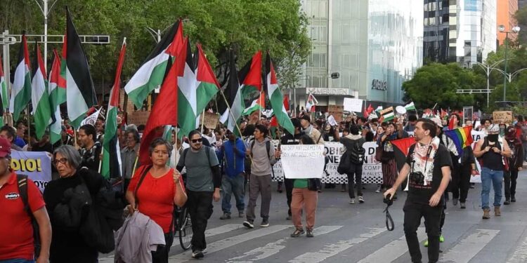 Marcha pro-Palestina en la CDMX, exigen un alto al fuego en Gaza