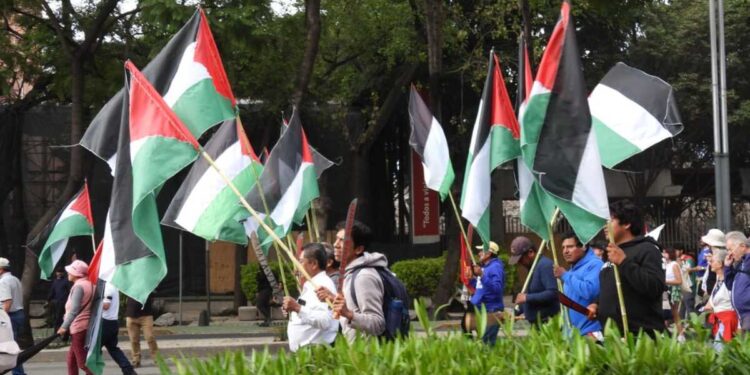 Marcha pro-Palestina en la CDMX, exigen un alto al fuego en Gaza