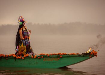 Michoacán. 30 de octubre, 2025. Más de mil agentes del orden vigilarán la Noche de Muertos en Michoacán. AMEXI / FOTO: Gobierno de Michoacán