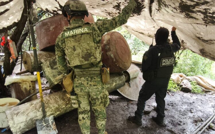 Aseguran narcolaboratorio en Yautepec. AMEXI / Foto David Monroy