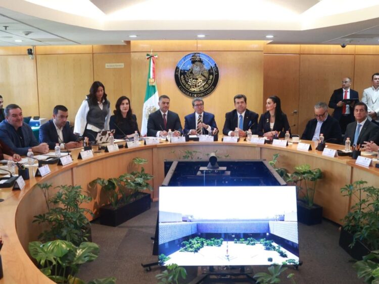 Bonos al alza. Omar García Harfuch en reunión con la Jucopo de la Cámara de Diputados. AMEXI Foto Cámara de Diputados