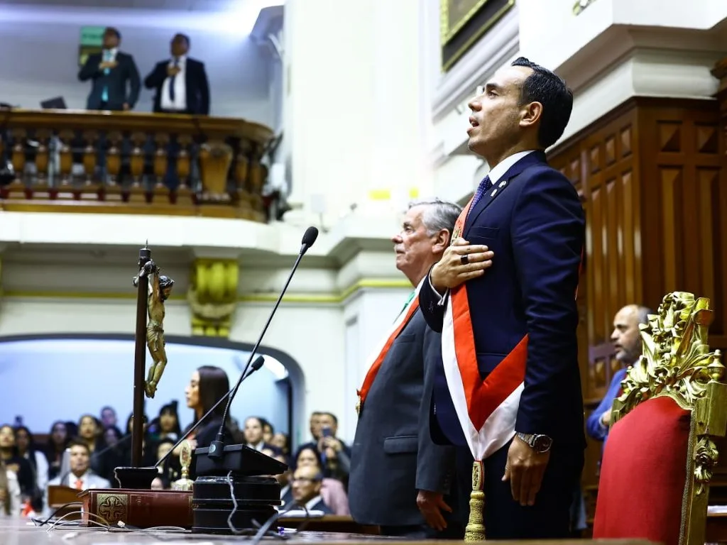Nuevo jefe del Estado de la República del Perú, José Jerí.