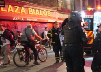 Gobierno de CDMX apoyará a comercios afectados por marcha del 2 de octubre. AMEXI/Foto: Jhoselyn Soria Crecencio