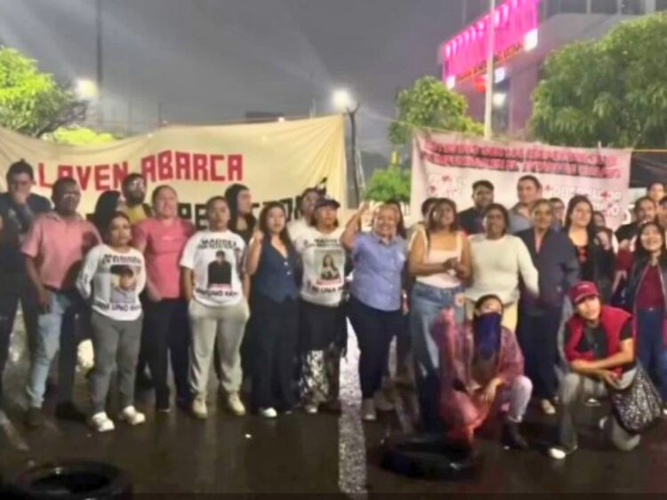 Respaldo social a madres buscadoras ante el violento desalojo policiaco en Chiapas. AMEXI