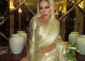 Juliana Herc convierte lo cotidiano en alta moda viral