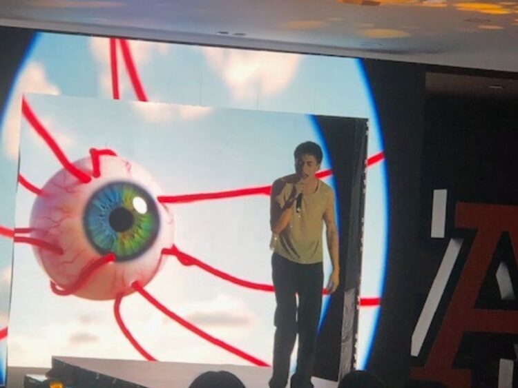 Matías Gruener lleva su música a la pasarela con causa Runway Together (VIDEO). AMEXI/FOTO: Verónica Pérez