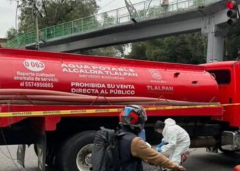 Pipa de agua causa fatal accidente en Tlalpan