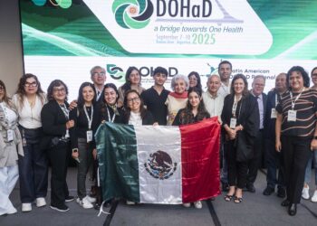 La UNAM destacó que la química Elena Zambrano es un referente de investigación en materia de salud y recursos humanos.