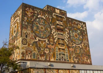 La UNAM informó que de acuerdo con la Fiscalía de Justicia de la CDMX se localizó a dos personas responsables de las amenazas contra la UNAM.