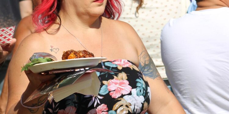 Miles disfrutan la Feria de los Moles