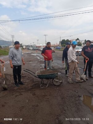 taxistas, bacheo, calles, almoloya 