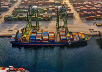 Avanza en Comisiones reforma a Ley Aduanera