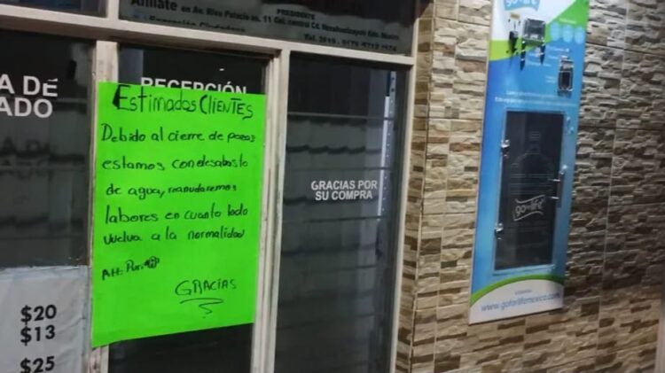 Estado de México. 26 de octubre, 2025. Purificadoras cierran por desabasto de agua tras operativo “Caudal” en Neza y Chimalhuacán. AMEXI / FOTO: Carlos Lara