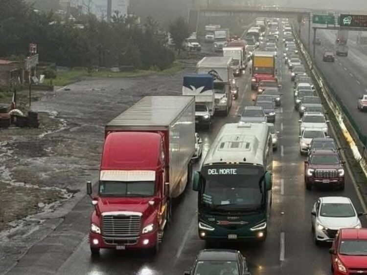 nuevo deslave en la autopista México-Toluca