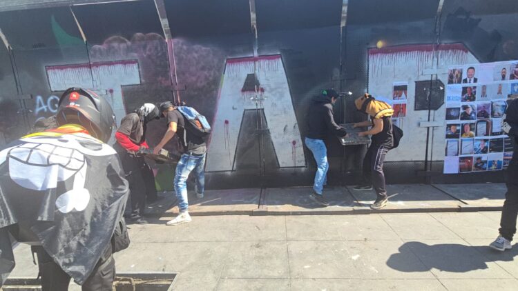 A prisión preventiva, ocho detenidos durante la marcha de la Gen Z