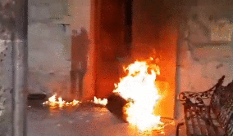 Disturbios en Palacio de Gobierno en Morelia, tras marcha por justicia por asesinato de Carlos Manzo