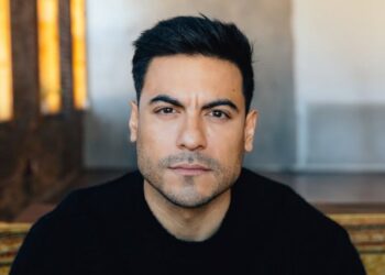 Carlos Rivera y Cynthia Rodríguez quieren un segundo hijo.