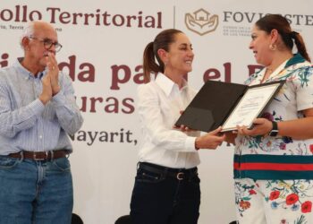 Regresar a la corrupción o seguir avanzando: Sheinbaum