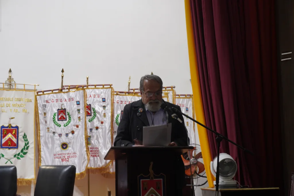 El ensayista Roberto E. Ponce analiza la obra de Manjarrez