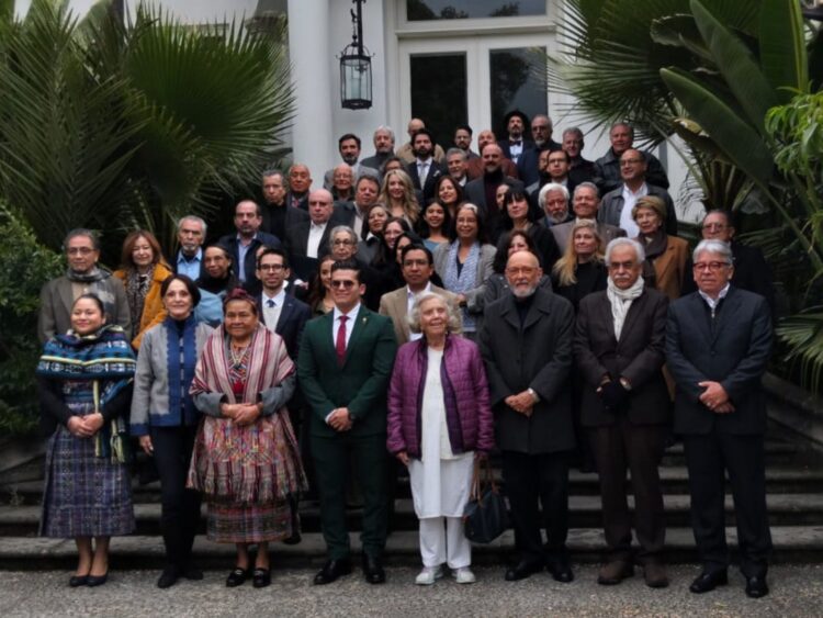 FILCO: homenaje a Poniatowska y Menchú