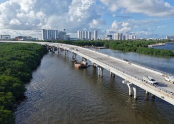 Puente Vehicular Nichupté