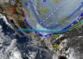Mapa meteorológico que muestra los fenómenos climáticos del frente frío 13 afectando gran parte de México, con lluvias, vientos y bajas temperaturas.