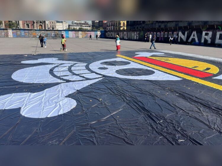 Generación Z, bandera para la marcha del 15 de noviembre en el Zócalo. AMEXI Foto cortesía Agustín Orozco