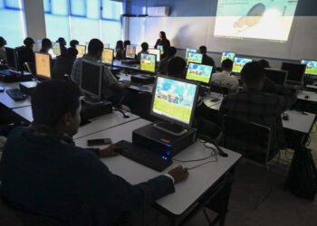 Sheinbaum y Brugada impulsan formación de IA para garantizar empleos de calidad