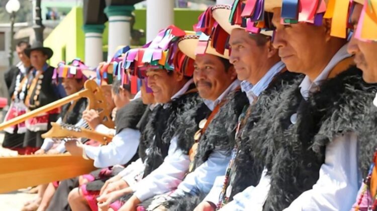 Indígenas tzeltales de Oxchuc, en los Altos de Chiapas, vetan regreso de exalcaldes y políticos