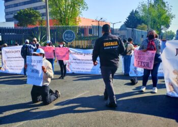 Justicia es el reclamo de padres y madres de bebés fallecidos en hospitales del Edomex a quienes se les ponen trabas para el pago de indemnizaciones. AMEXI