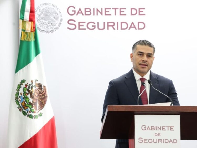Detenidas 932 personas. Omar García Harfuch, secretario de Seguridad y Protección Ciudadana, conferencia de prensa del gabinete de seguridad del 30 de noviembre de 2025. AMEXI Foto Captura de video