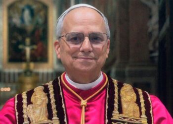 El Papa León XIV inicia su primer viaje internacional, a Turquía y Líbano