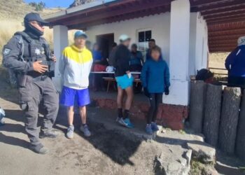 Rescatan a tres extraviados en el Iztaccíhuatl