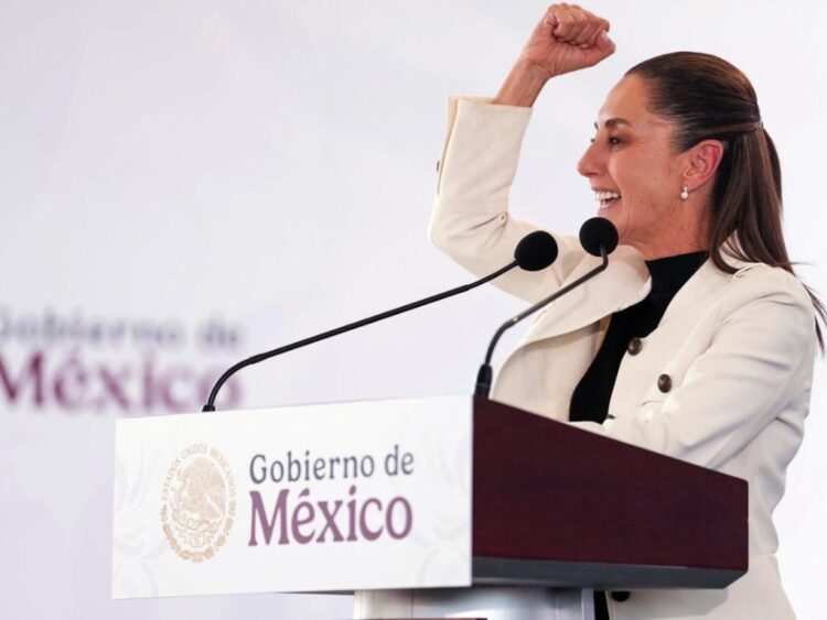 Sheinbaum pide a Salinas Pliego pagar impuestos