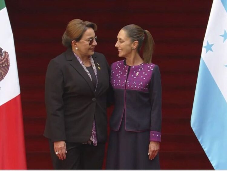 Sheinbaum recibe a Xiomara Castro