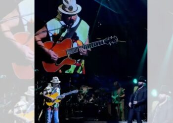 Carlos Santana y Carín León estrenan en vivo “Velas” en Las Vegas