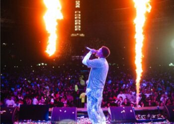 Myke Towers llena el Estadio Nacional de Perú con su Island Boyz Tour