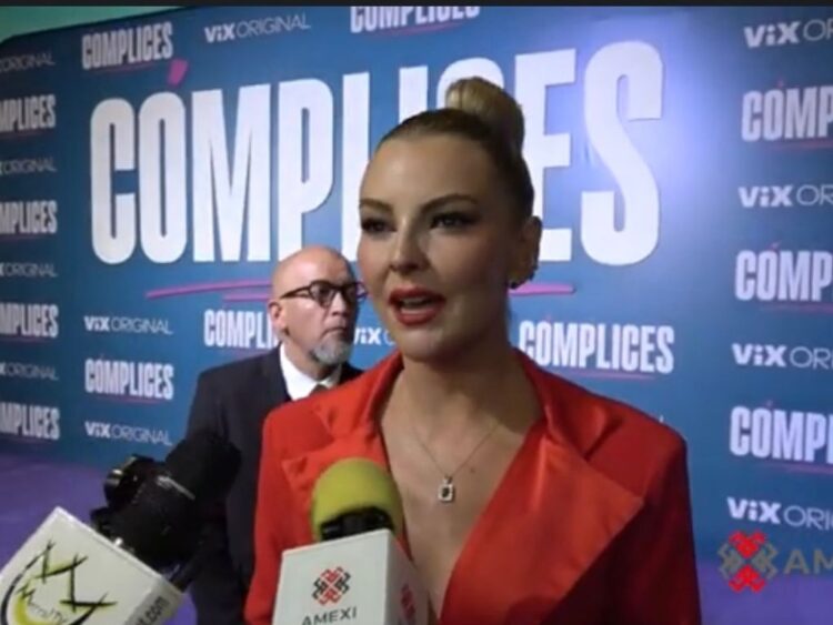 Marjorie de Sousa no pudo ocultar su emoción por el estreno del primer capítulo de su nuevo proyecto "Cómplices", en el que combina comedia, drama y reflexión