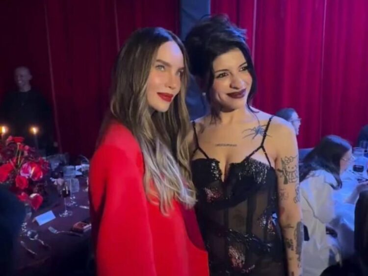 Cazzu y Belinda sorprenden con encuentro inesperado en el evento (VIDEO)