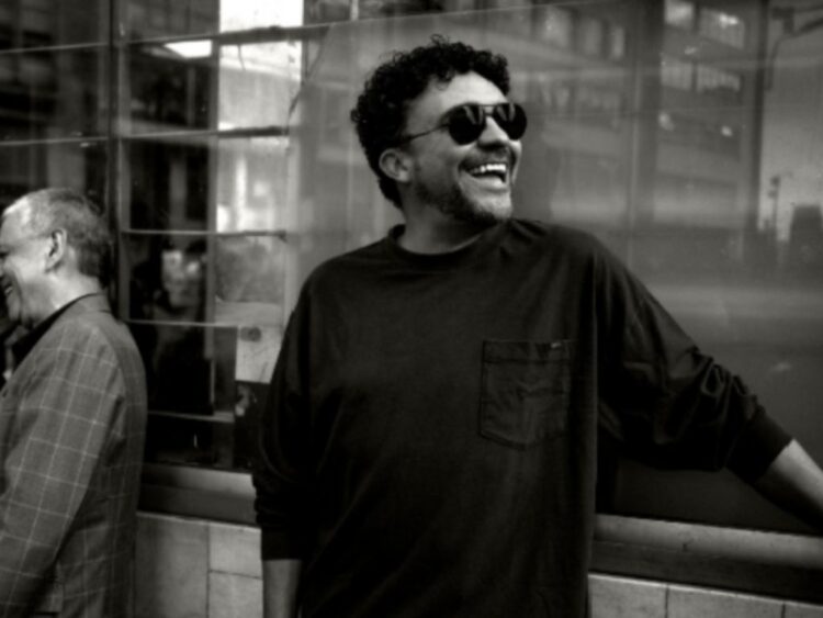 Andrés Cepeda llevará su voz al Teatro Esperanza Iris de Ciudad de México