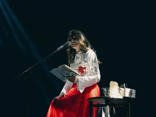 María San Felipe convierte el Lunario en un refugio para corazones rotos