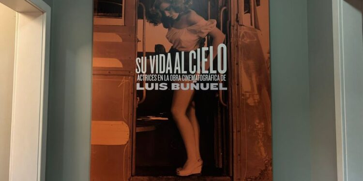 Sumérgete en el Mundo de Buñuel: Abre Doble Exposición por su 125 Aniversario