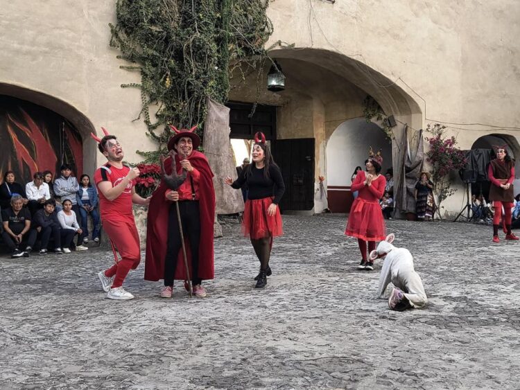 INAH invita a vivir diciembre con recorridos que celebran historia, cine, gastronomía y espíritu navideño