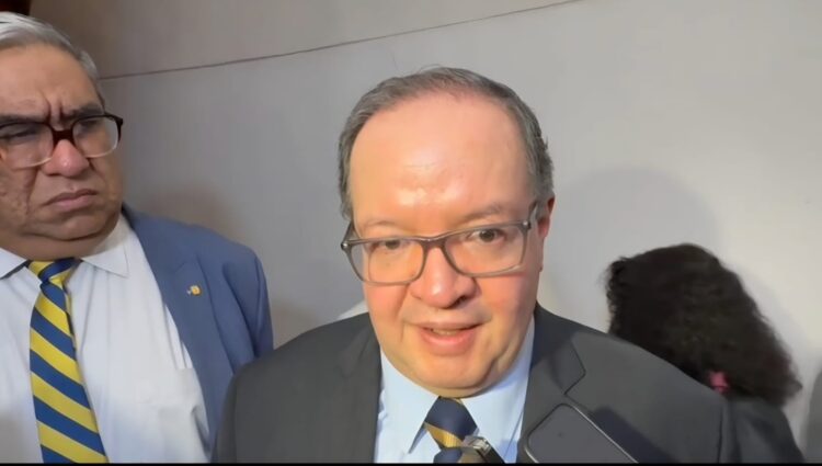 Leonardo Lomelí llama a las autoridades a esclarecer detenciones en marcha de la Generación Z