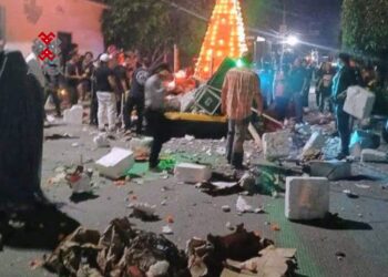 Explosión de carro alegórico en Mazatepec deja varios heridos