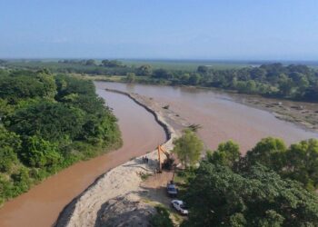 obras sin permiso en el Río Suchiate