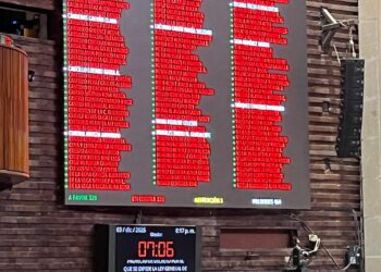 Aprueban diputados reforma de Ley de Aguas; va al Senado