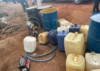 FGR asegura más de 30 mil litros de hidrocarburo en cuatro municipios mexiquenses