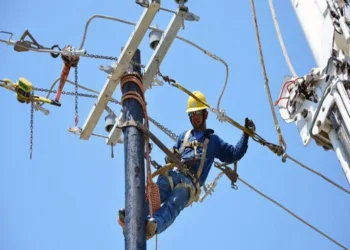 Inflación se acelera en noviembre: electricidad y chile serrano disparan precios